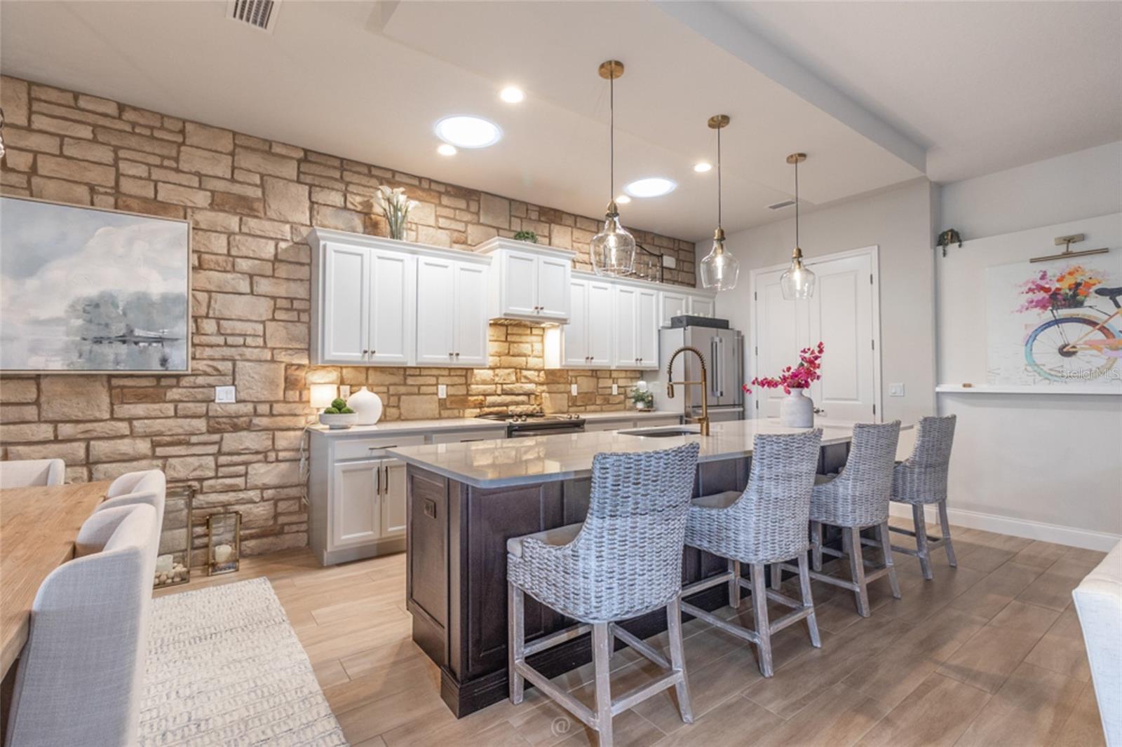 GABLES/TOWN CENTER - Residential