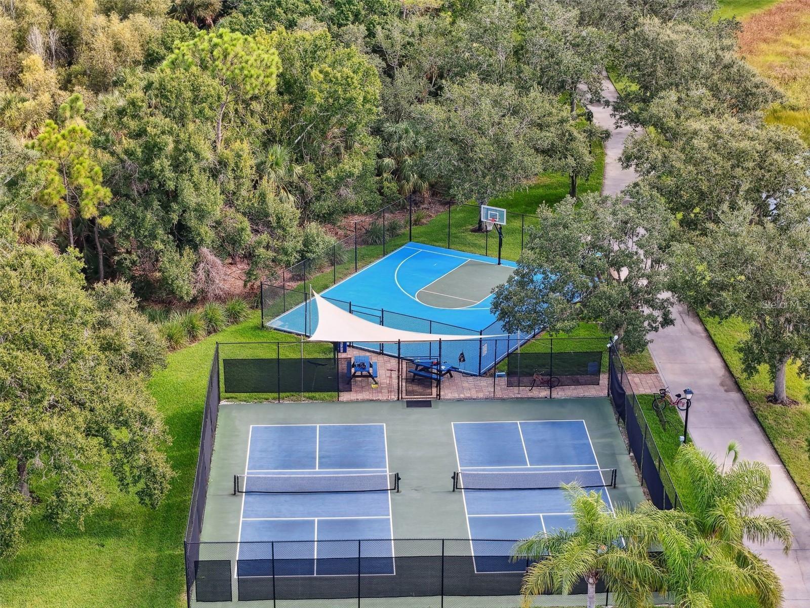 VILLAGEWALK - Residential Lease