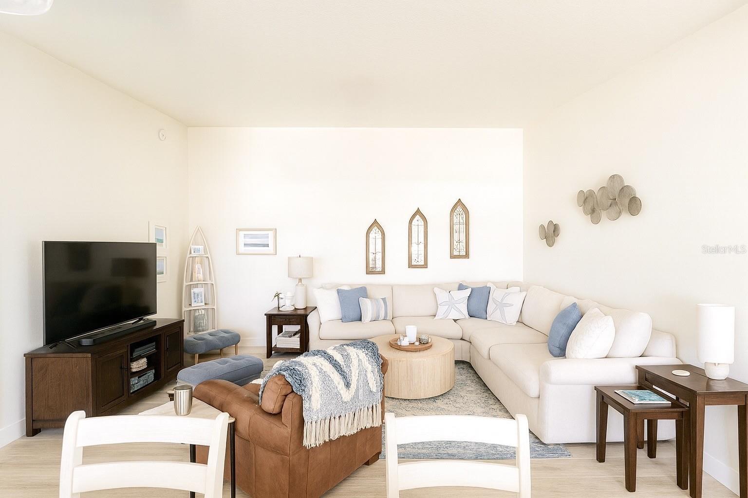 VILLAGEWALK - Residential Lease