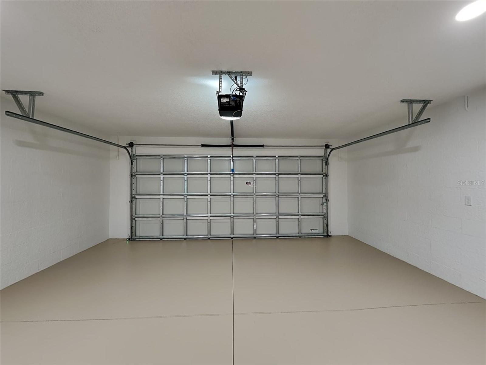 CITRUS SPGS UNIT 05 - Residential Lease