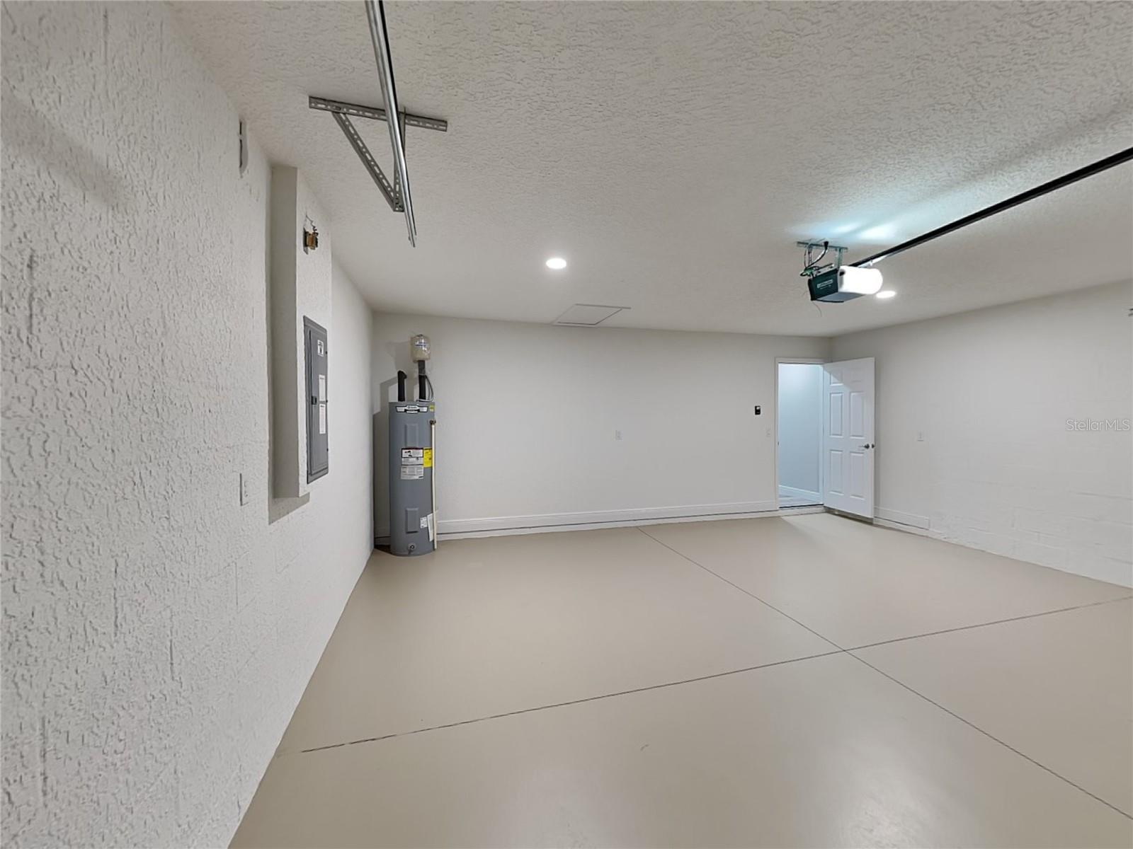 CITRUS SPGS UNIT 05 - Residential Lease