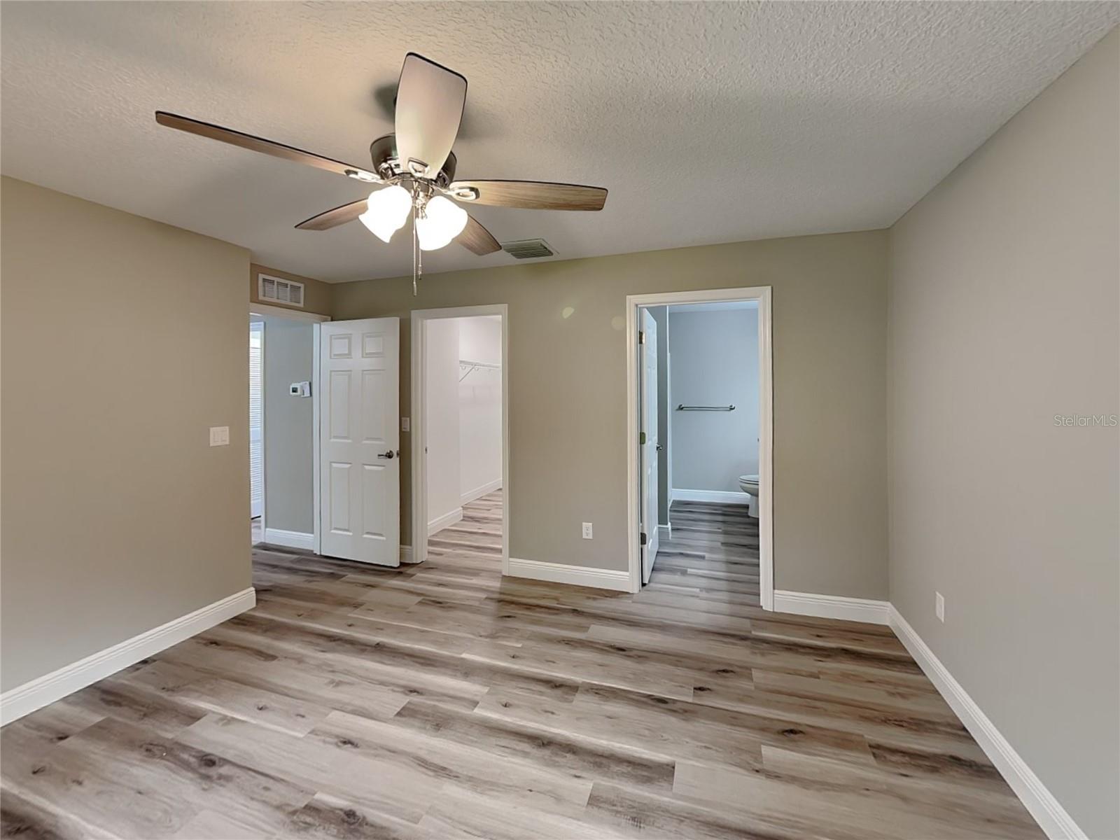 CITRUS SPGS UNIT 05 - Residential Lease