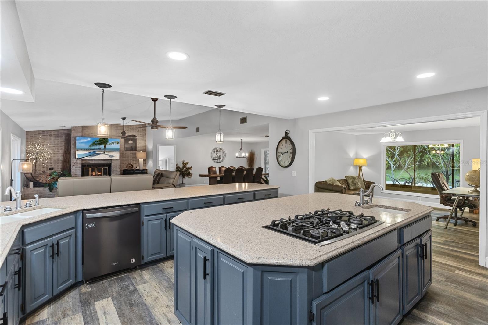 ACREAGE & UNREC - Residential