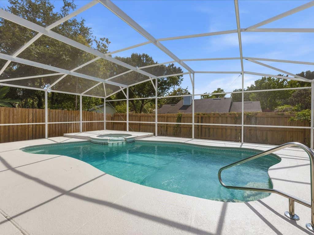 Photo of 505 Lake Charm Drive, Oviedo, FL 32765 (MLS # O6420409)