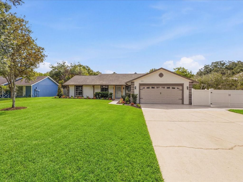 Photo of 505 Lake Charm Drive, Oviedo, FL 32765 (MLS # O6420409)