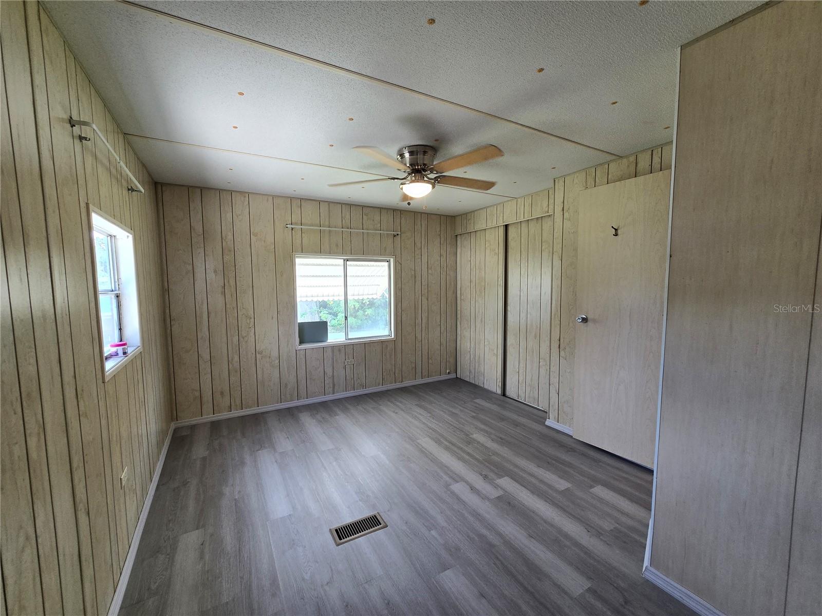 PINE GROVE PARK - Residential