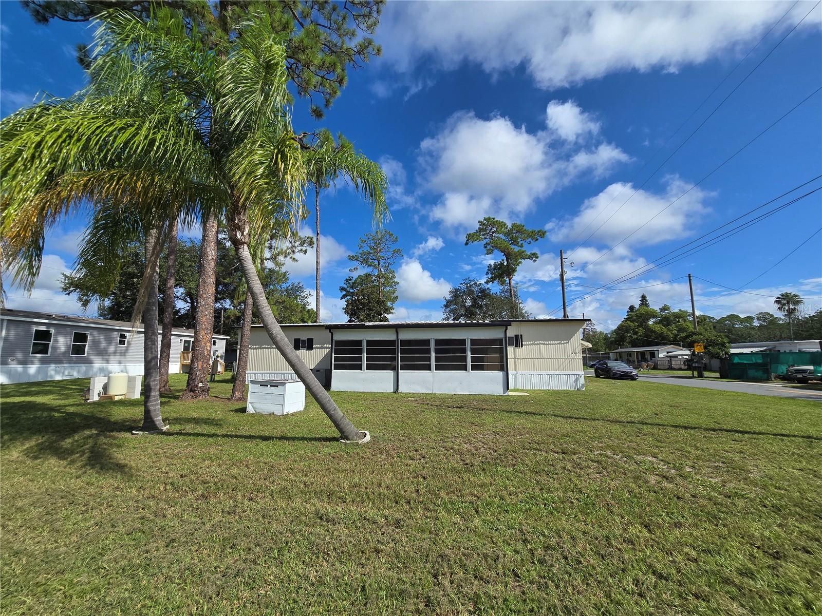 PINE GROVE PARK - Residential