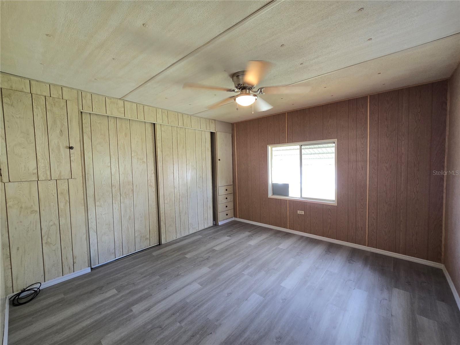 PINE GROVE PARK - Residential