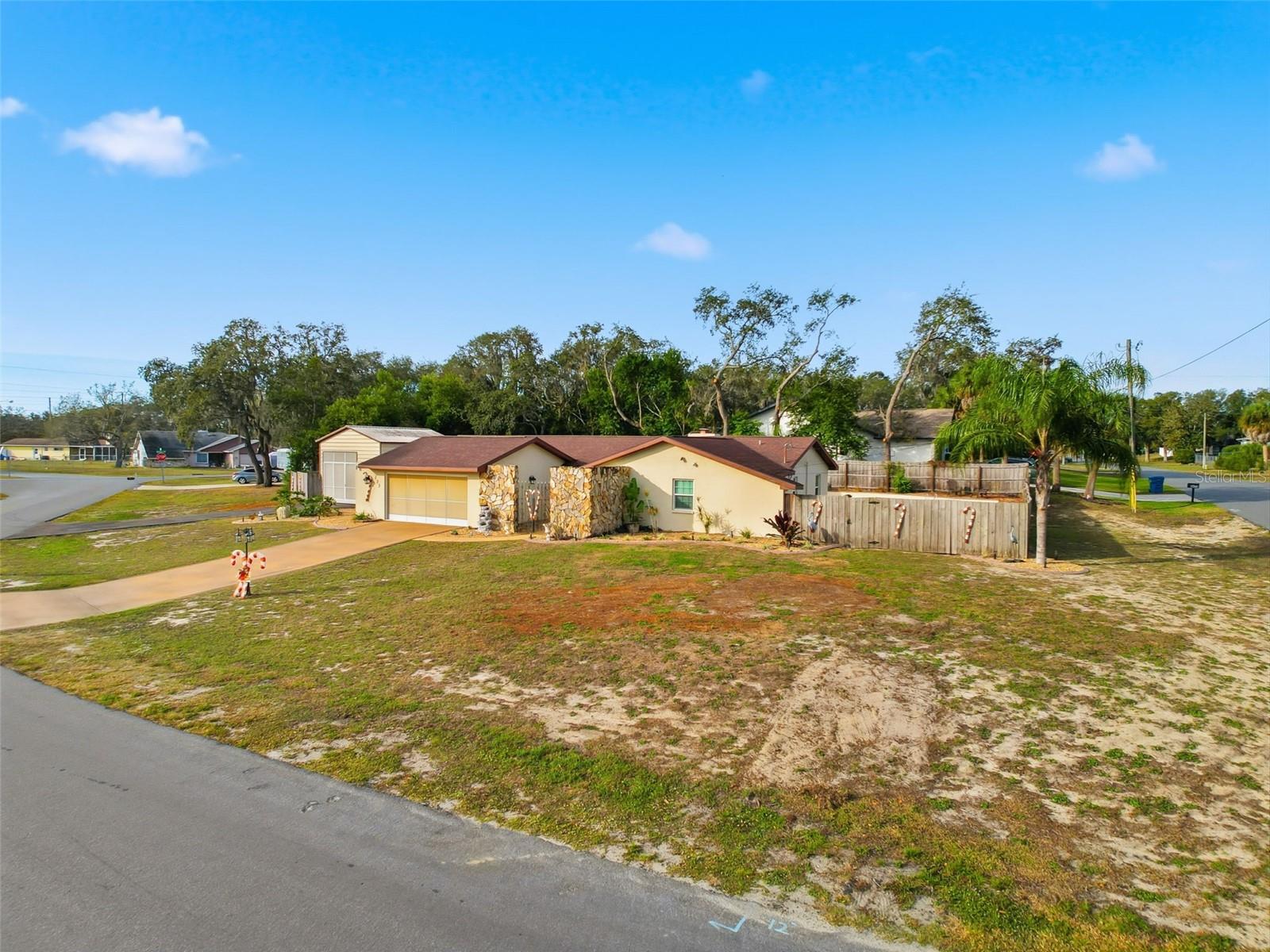 SPRING HILL - Residential