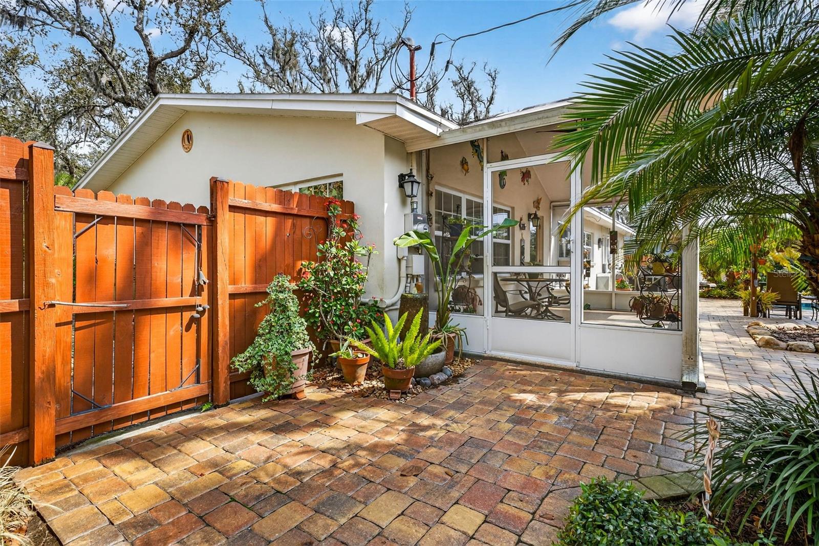 TEMPLE TERRACE ESTATES SEC 22 - Residential