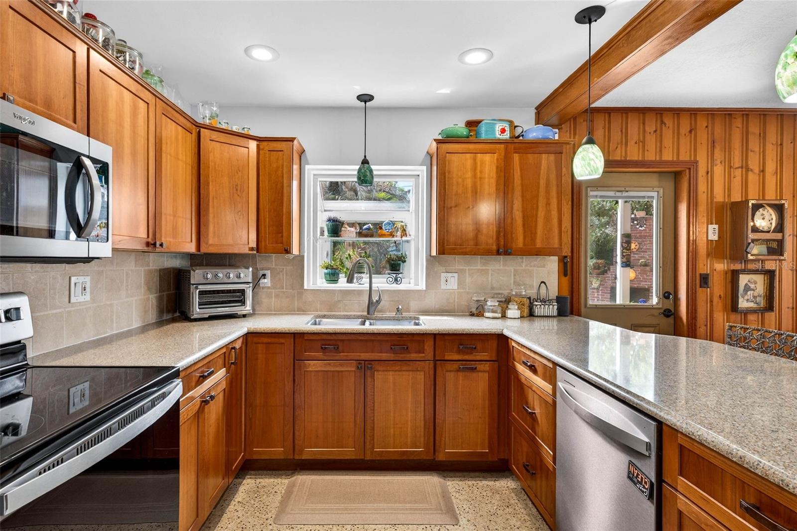 TEMPLE TERRACE ESTATES SEC 22 - Residential