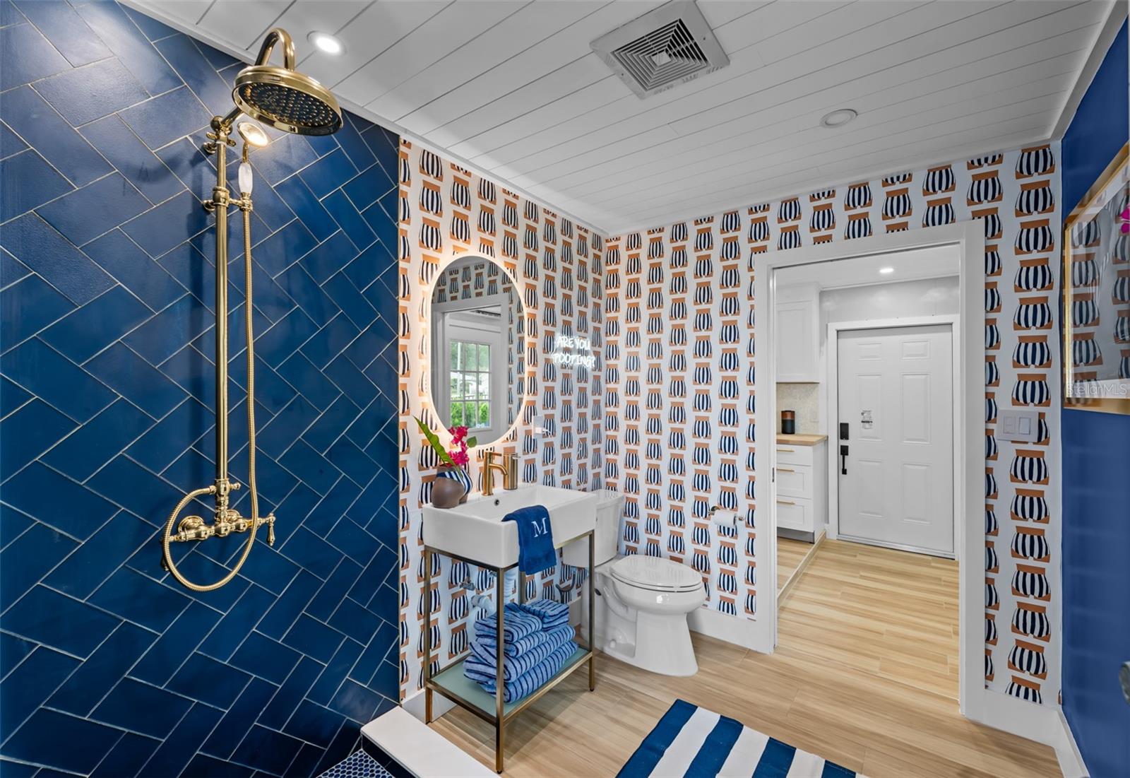 INLET SHORES - Residential