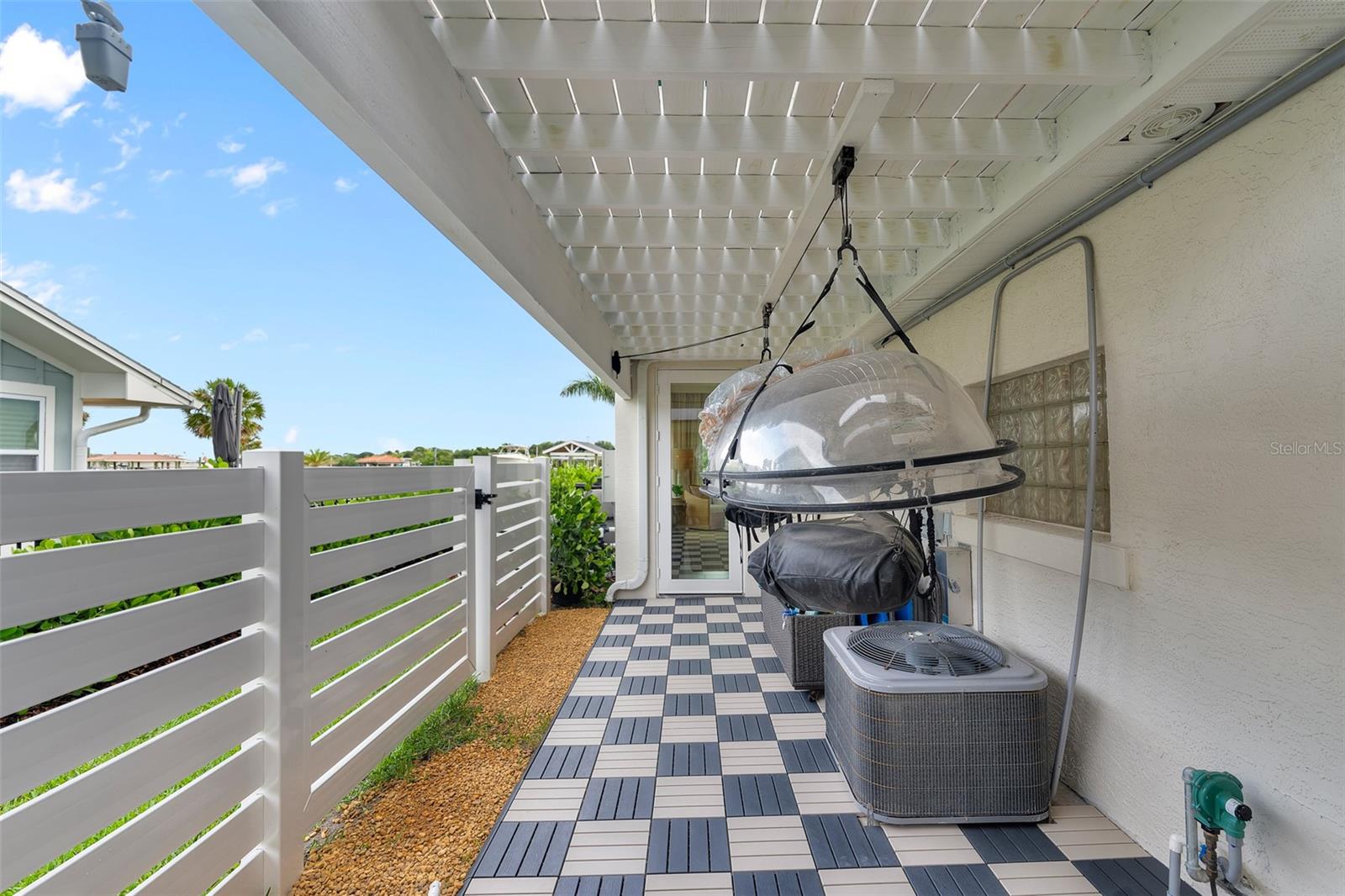 INLET SHORES - Residential