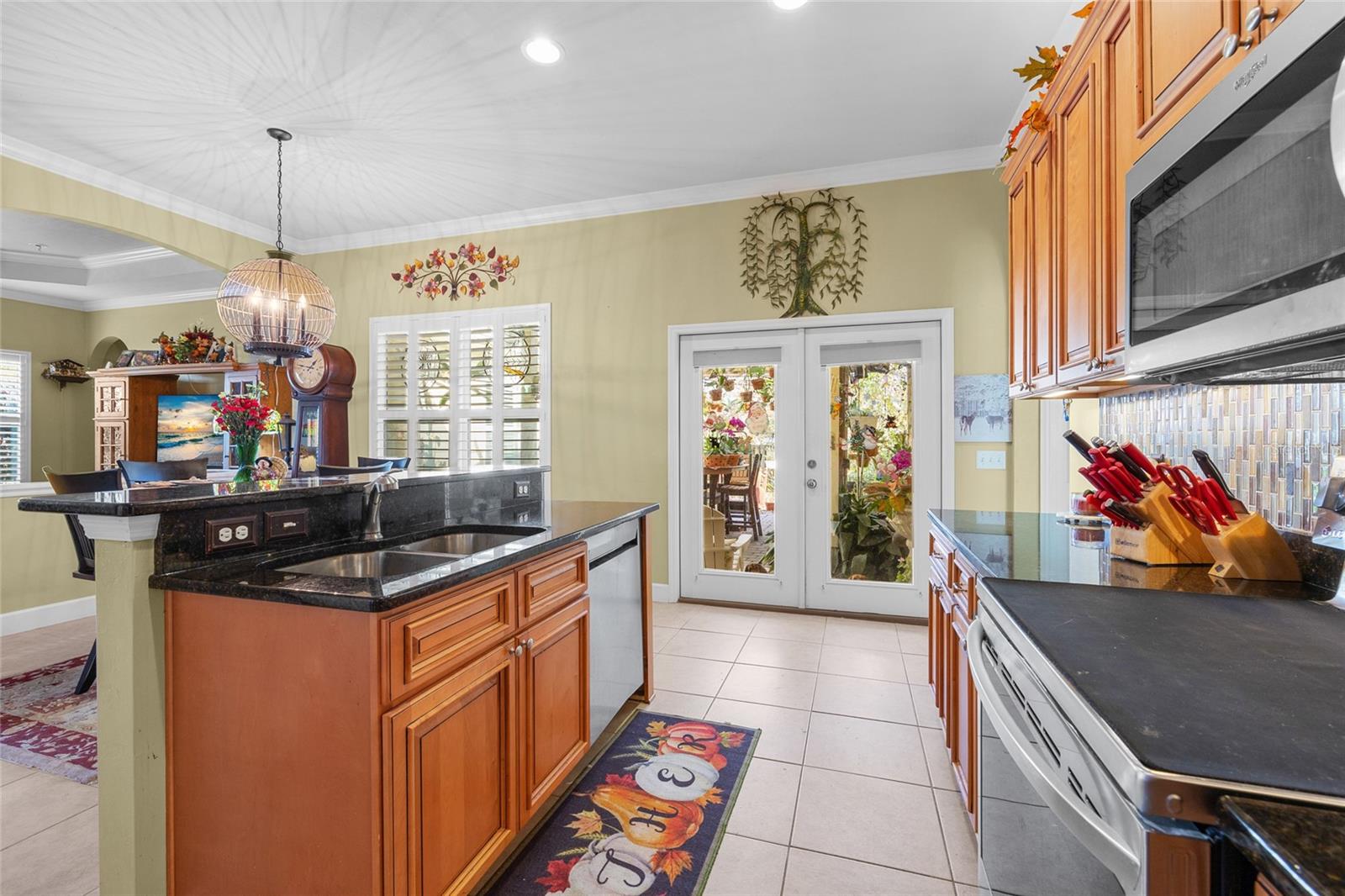 HERITAGE OAKS - Residential