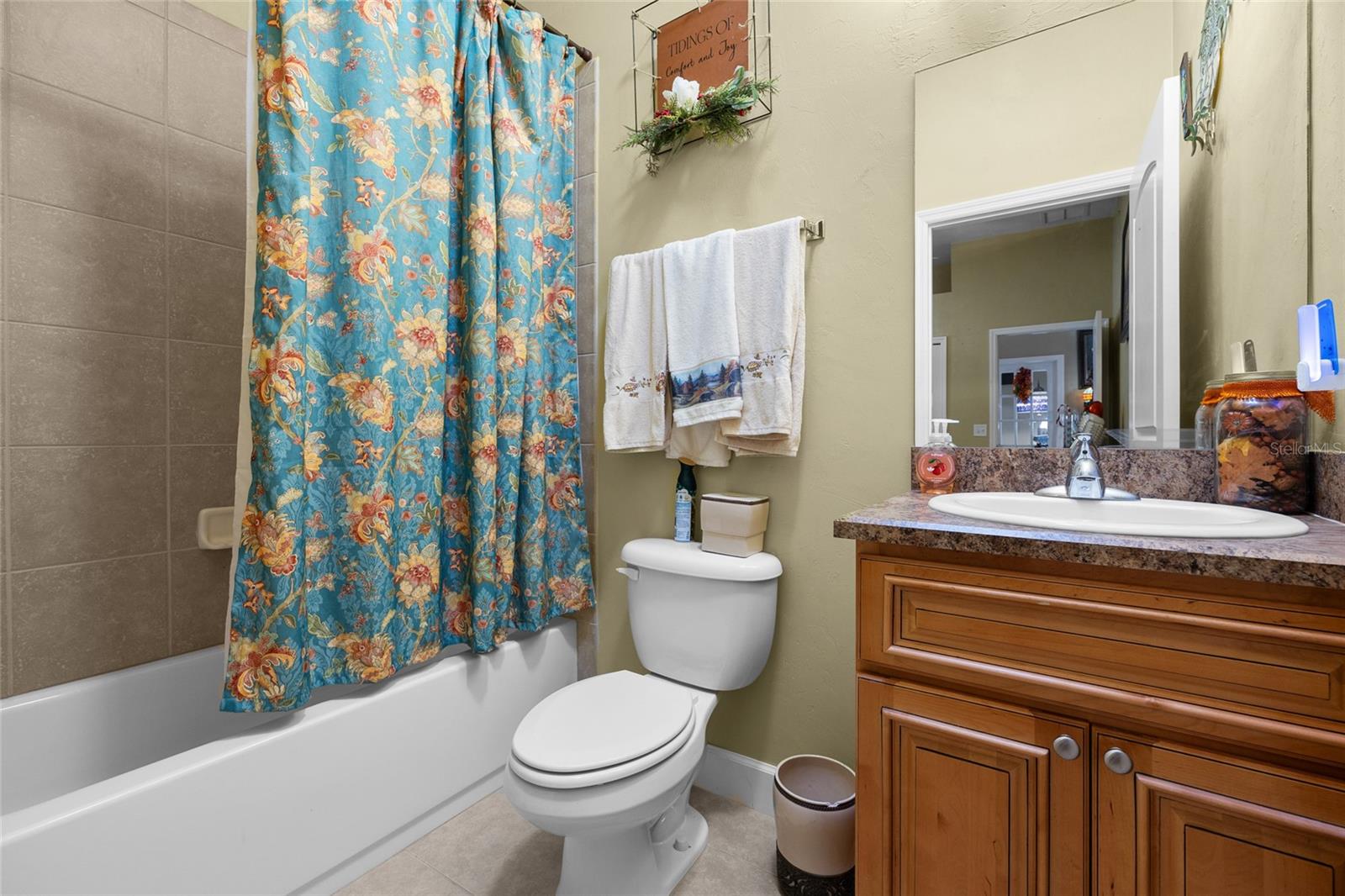 HERITAGE OAKS - Residential