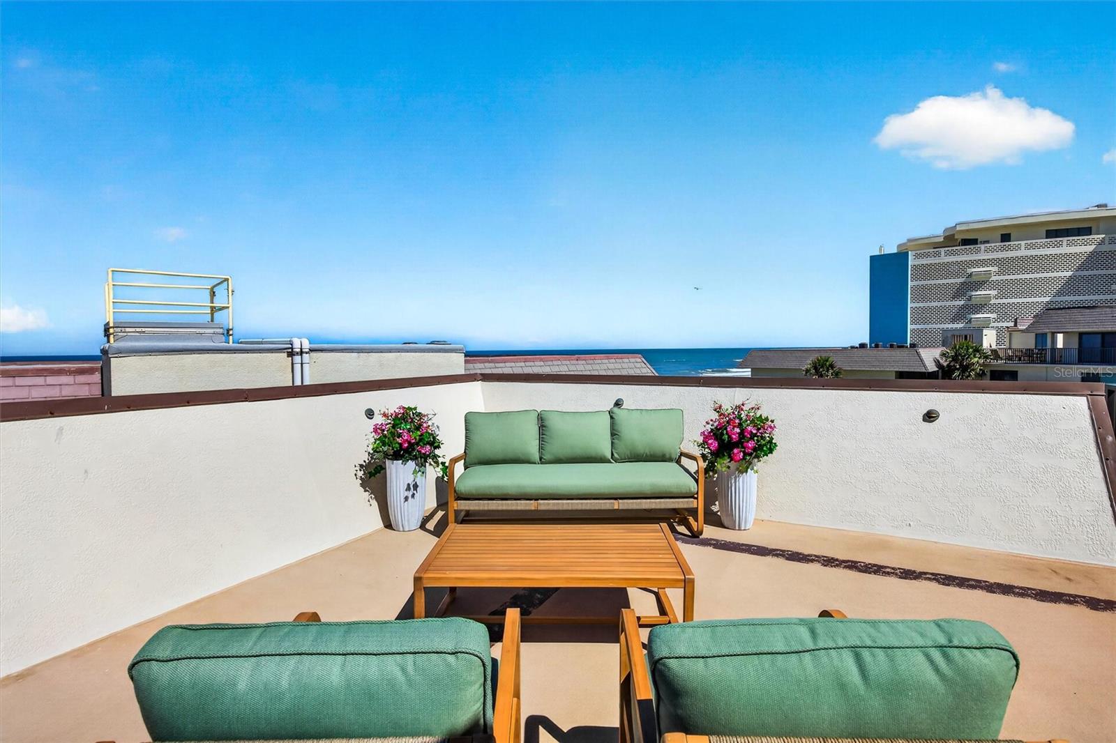 ORMOND CONDO CLUB - Residential