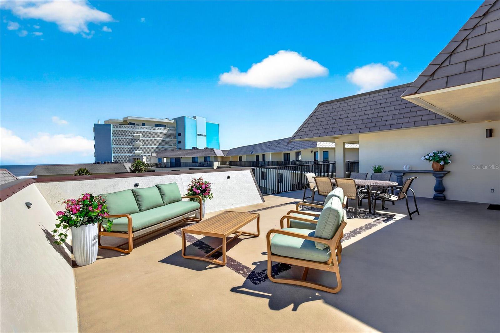 ORMOND CONDO CLUB - Residential