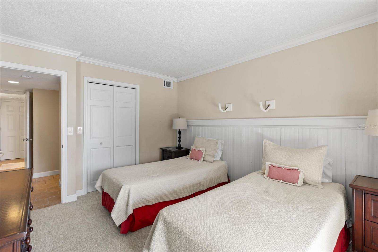 ORMOND CONDO CLUB - Residential