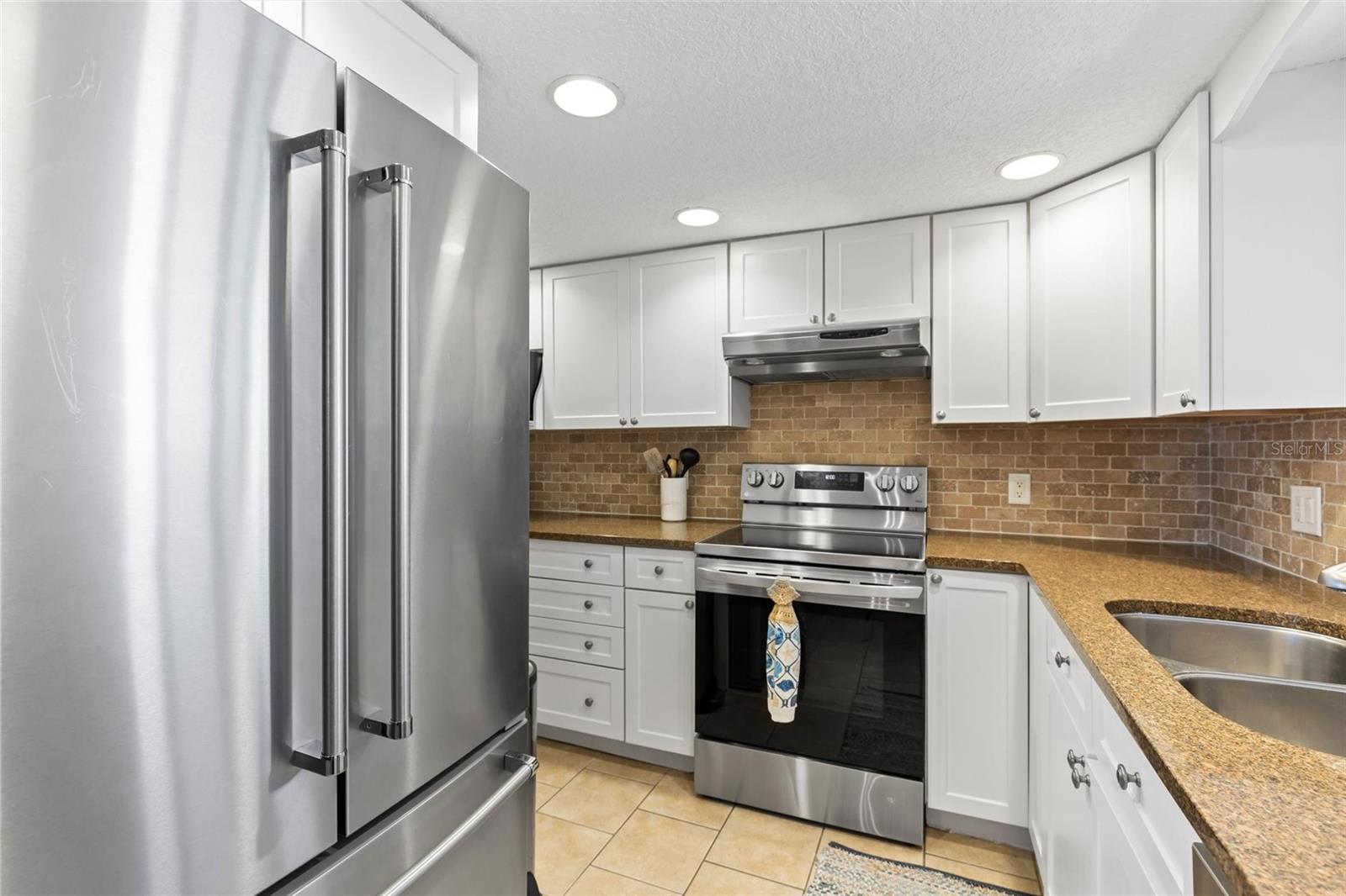 ORMOND CONDO CLUB - Residential