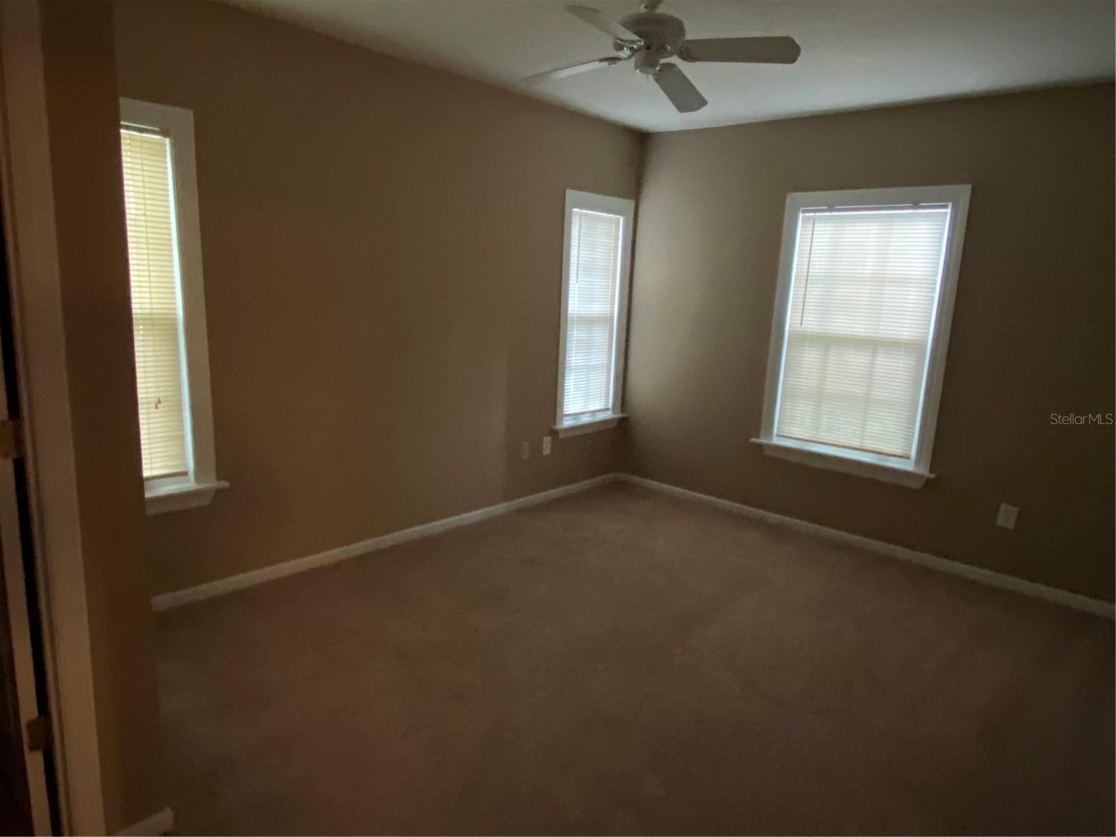 COURTNEY LNDG - Residential Lease