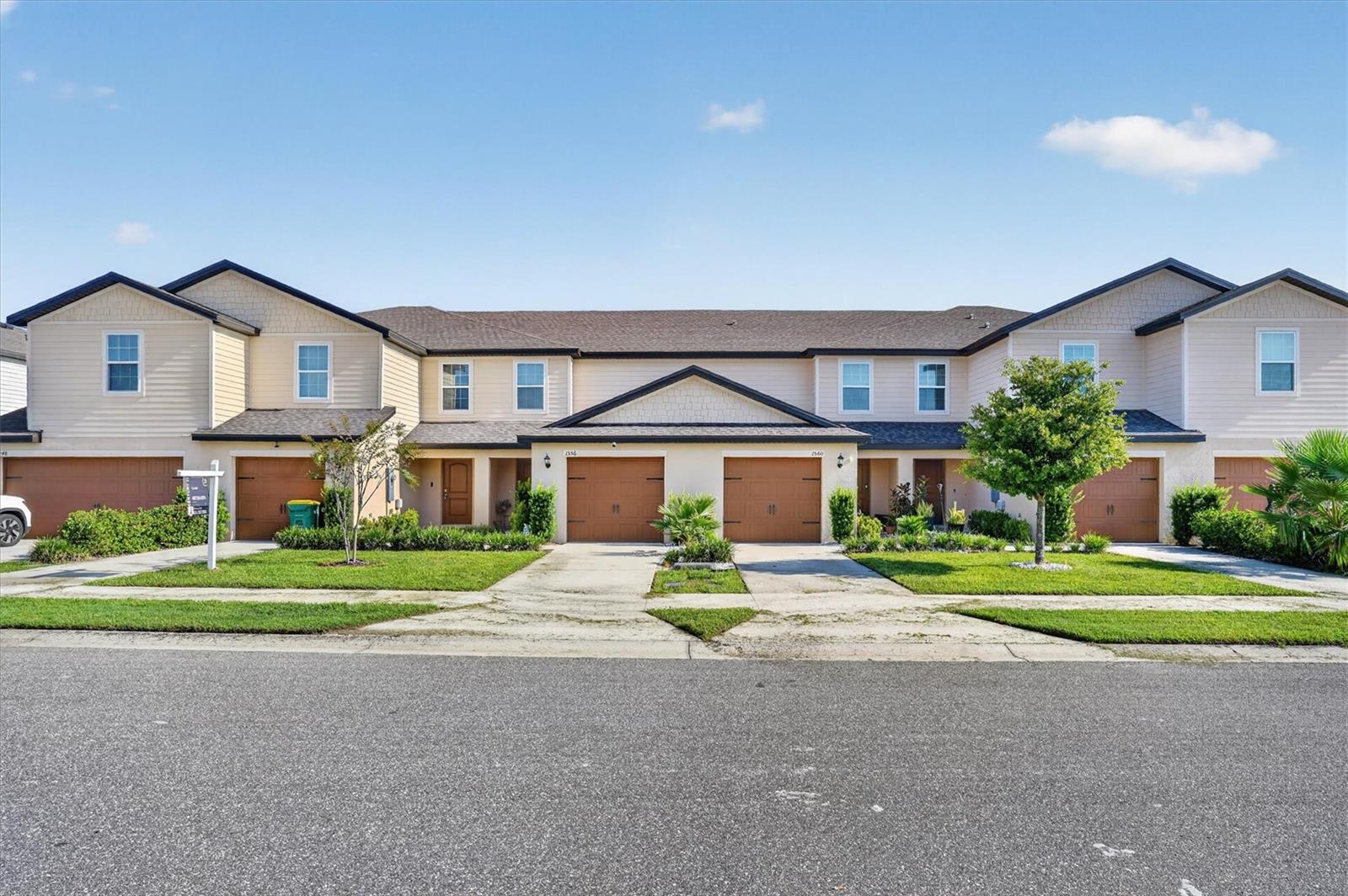 1556 WYNFORD CIRCLE