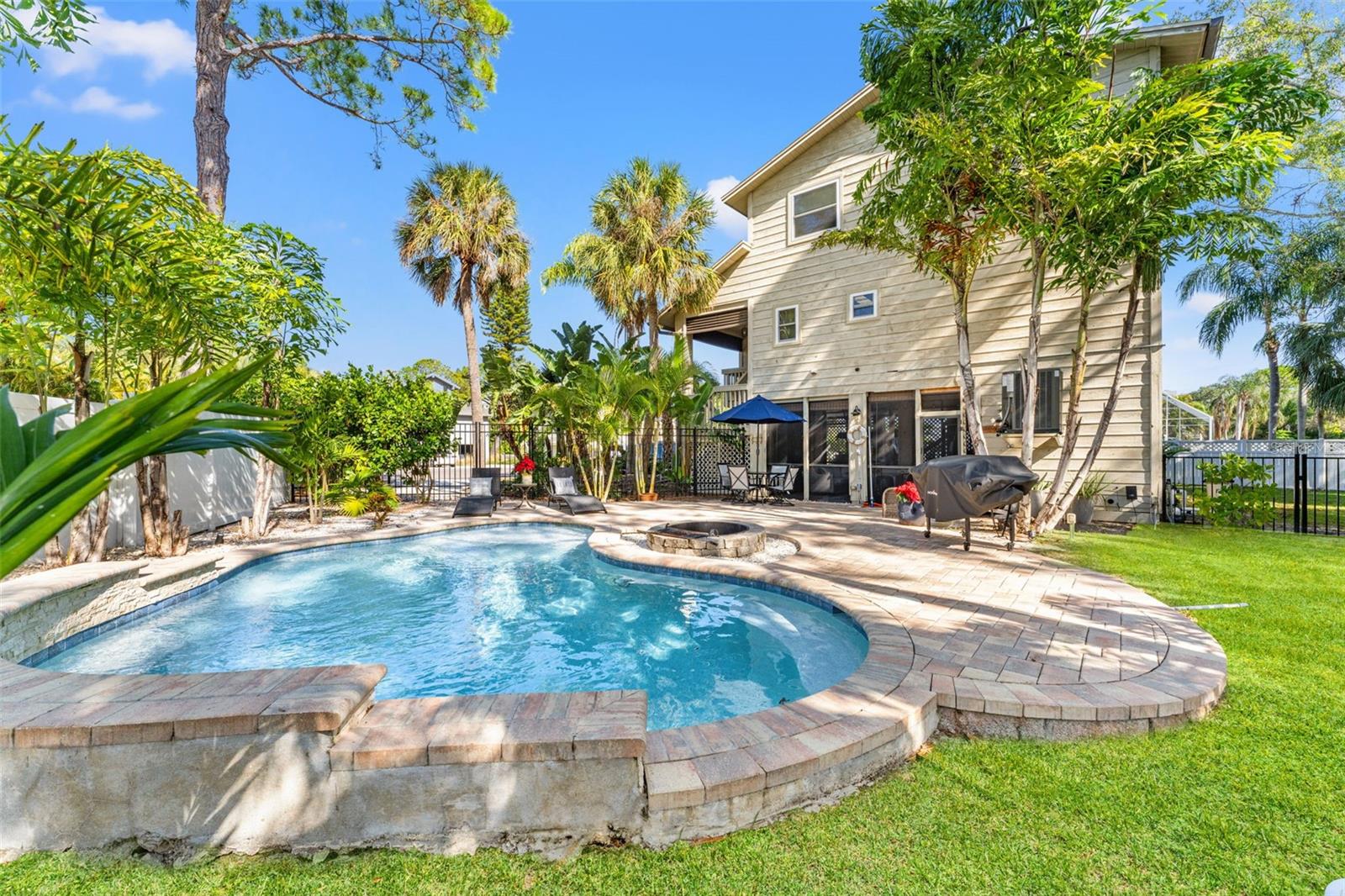 ST JOSEPH SOUND ESTA - Residential