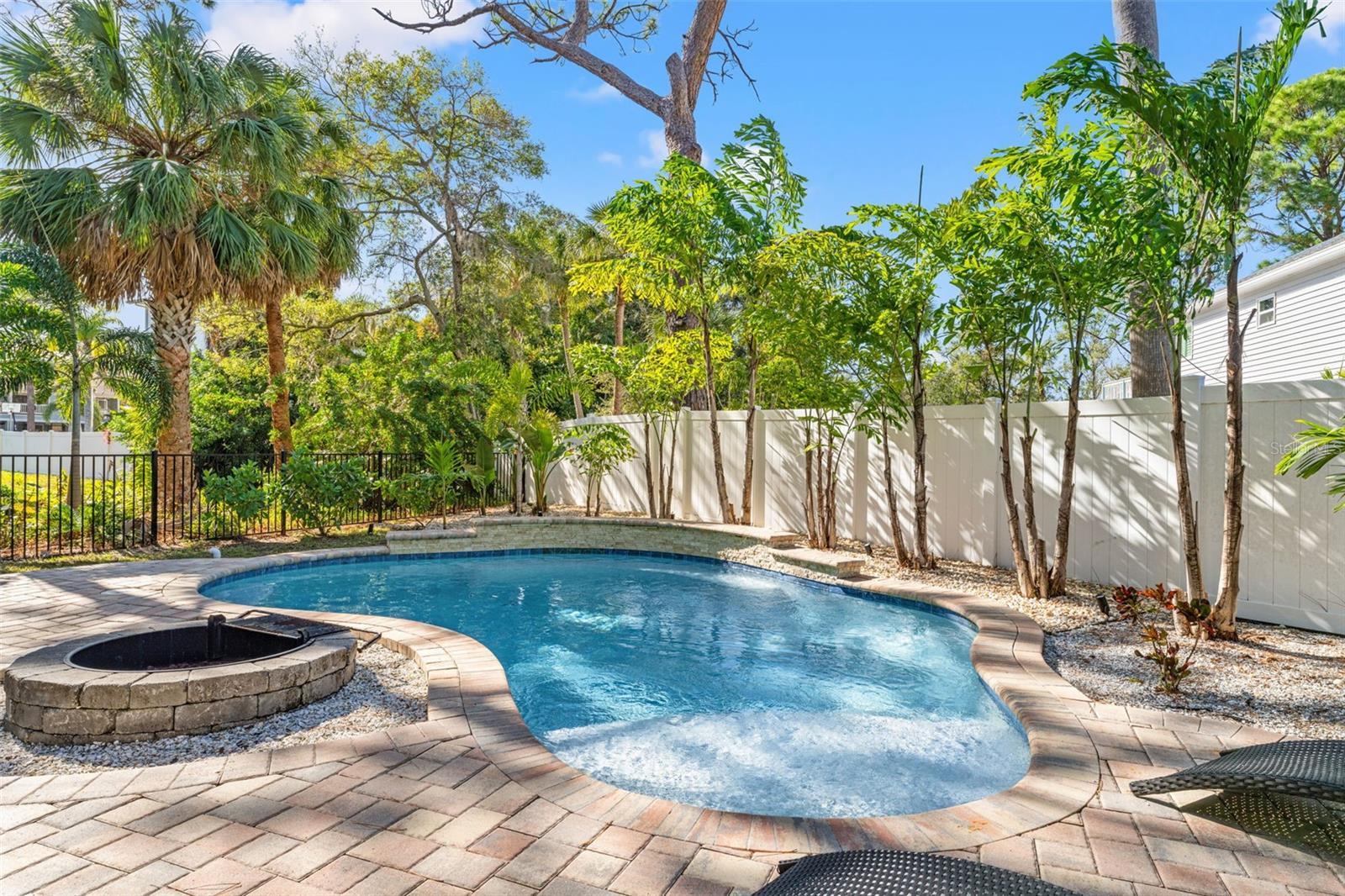 ST JOSEPH SOUND ESTA - Residential