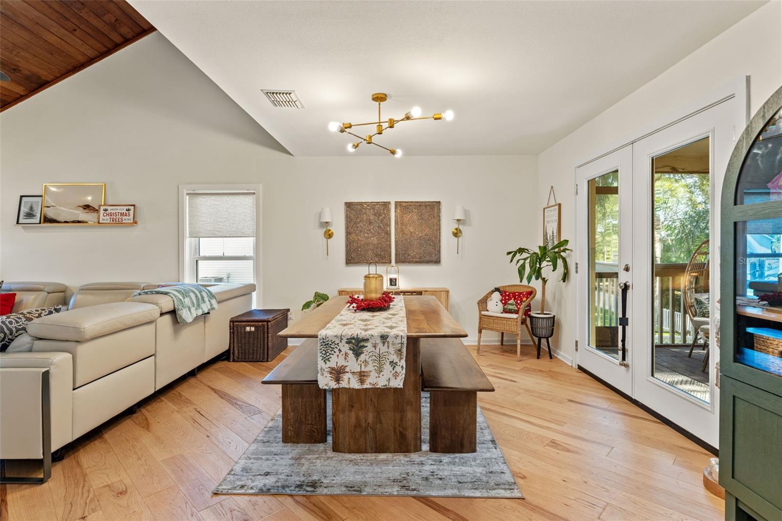 ST JOSEPH SOUND ESTA - Residential