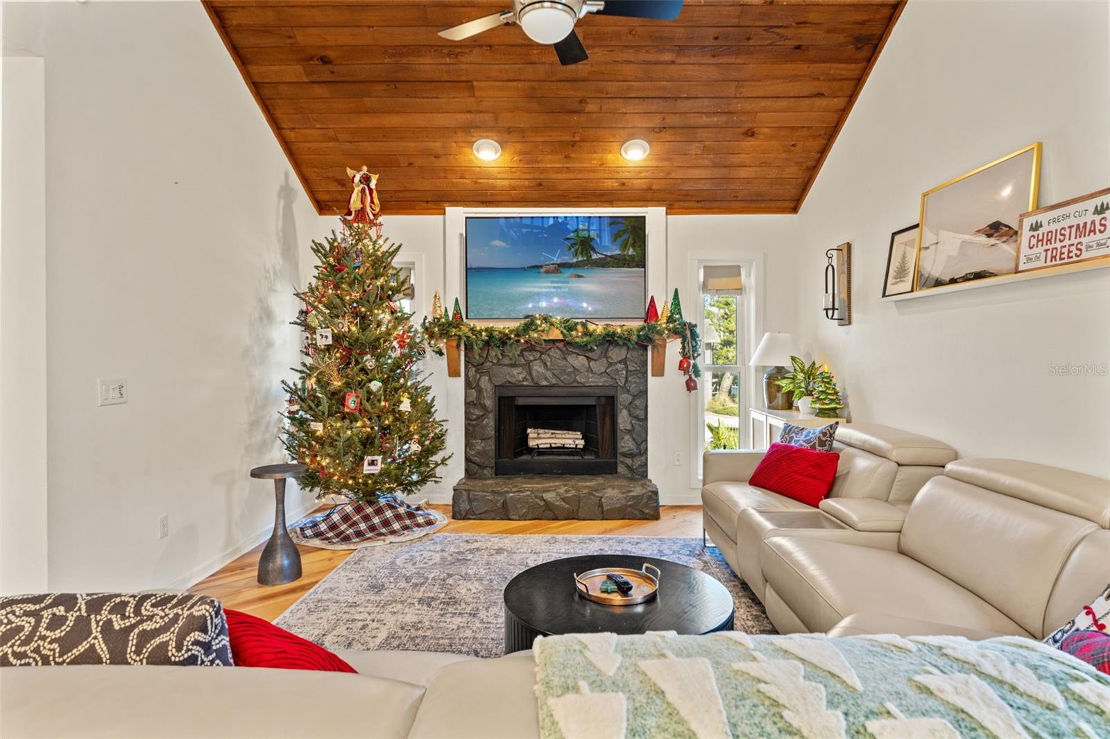 ST JOSEPH SOUND ESTA - Residential