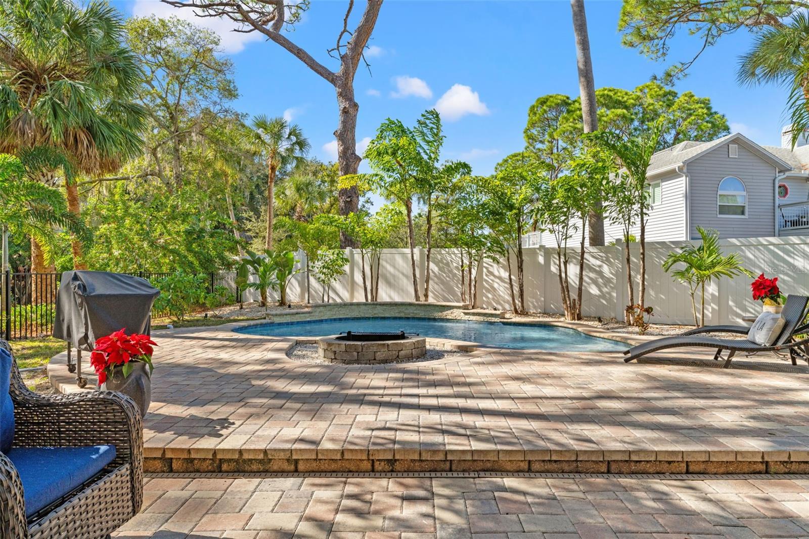 ST JOSEPH SOUND ESTA - Residential