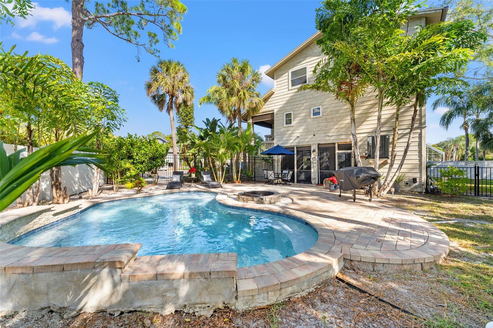 ST JOSEPH SOUND ESTA - Residential