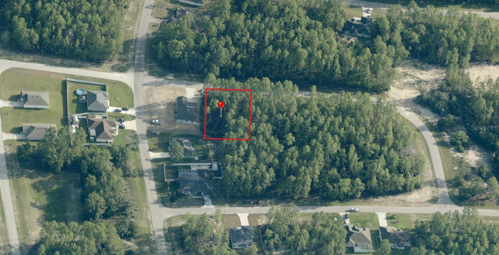 MARION OAKS - Land