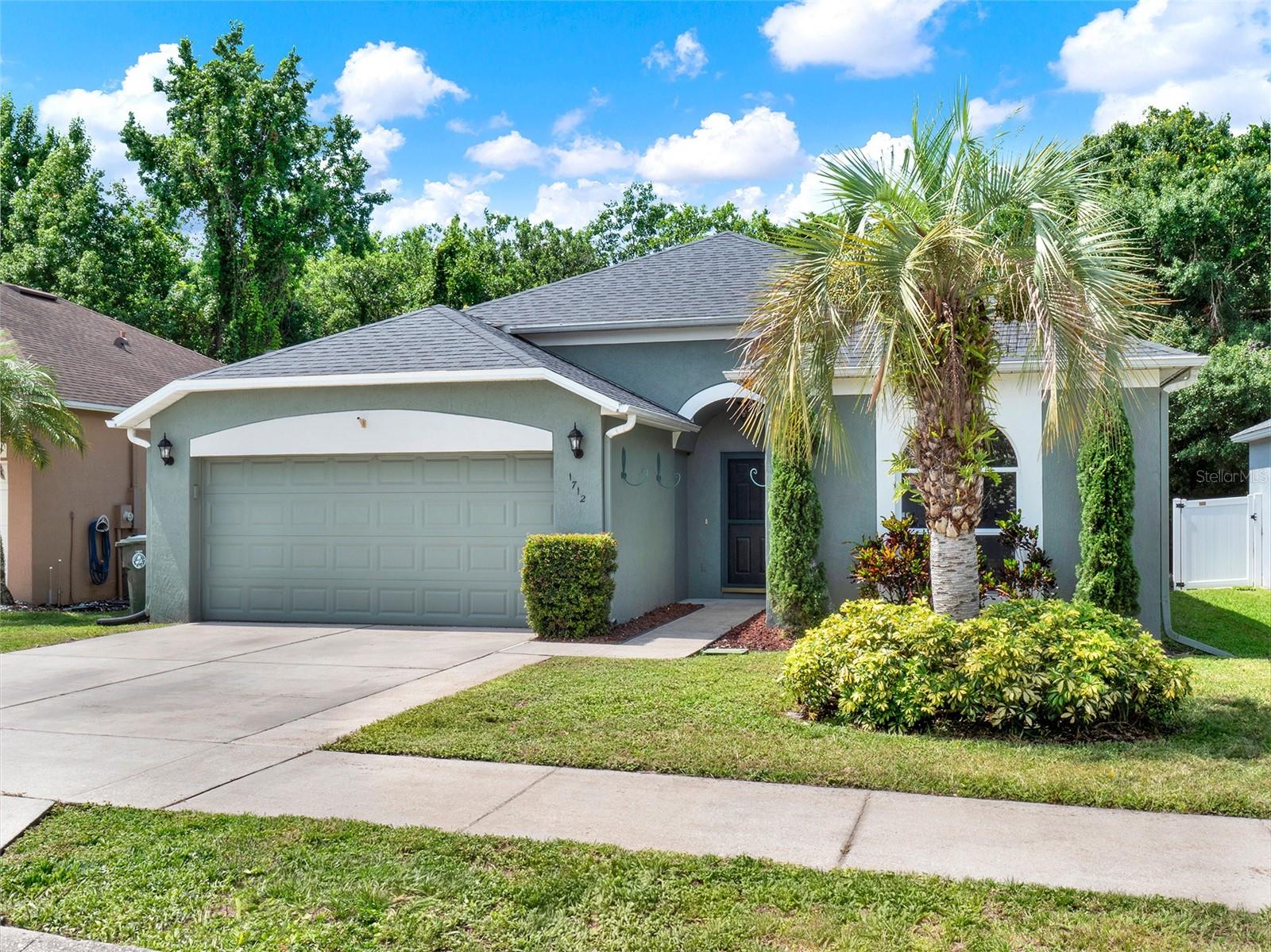1712 RIVEREDGE ROAD