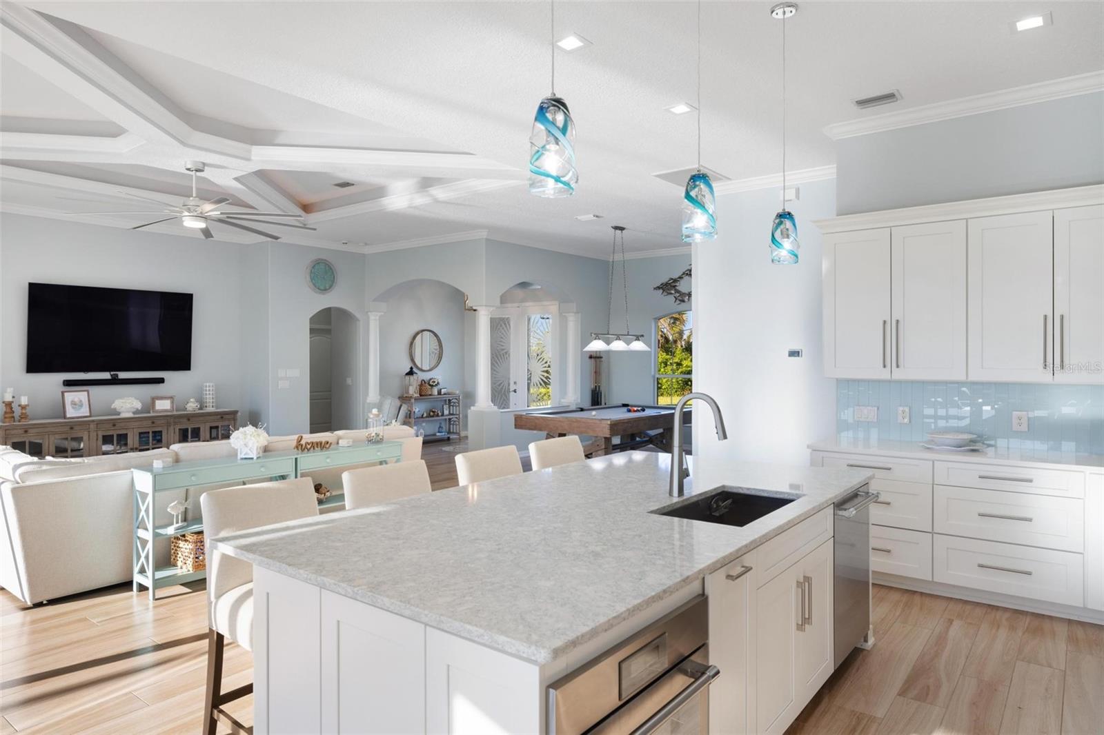 MANCHESTER ESTATES - Residential