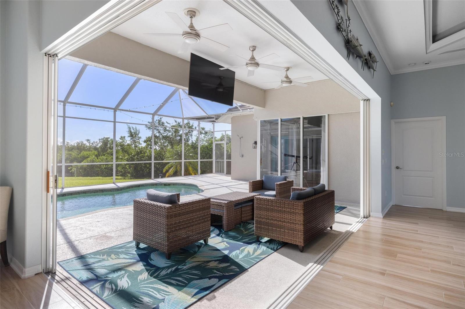 MANCHESTER ESTATES - Residential