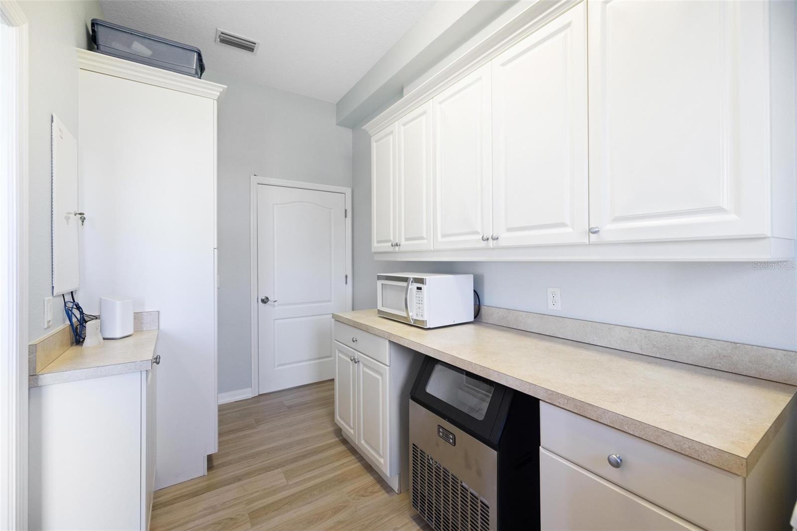MANCHESTER ESTATES - Residential