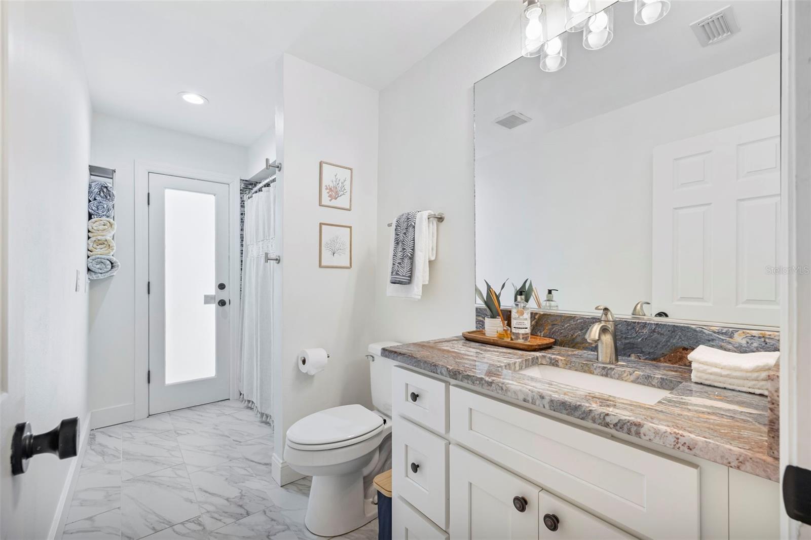 THE MANORS AT CRYSTAL LAKES - Residential