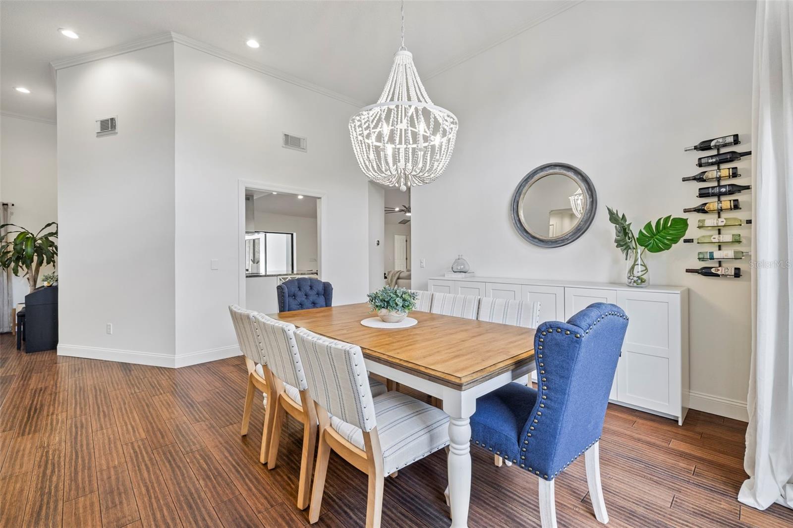 THE MANORS AT CRYSTAL LAKES - Residential