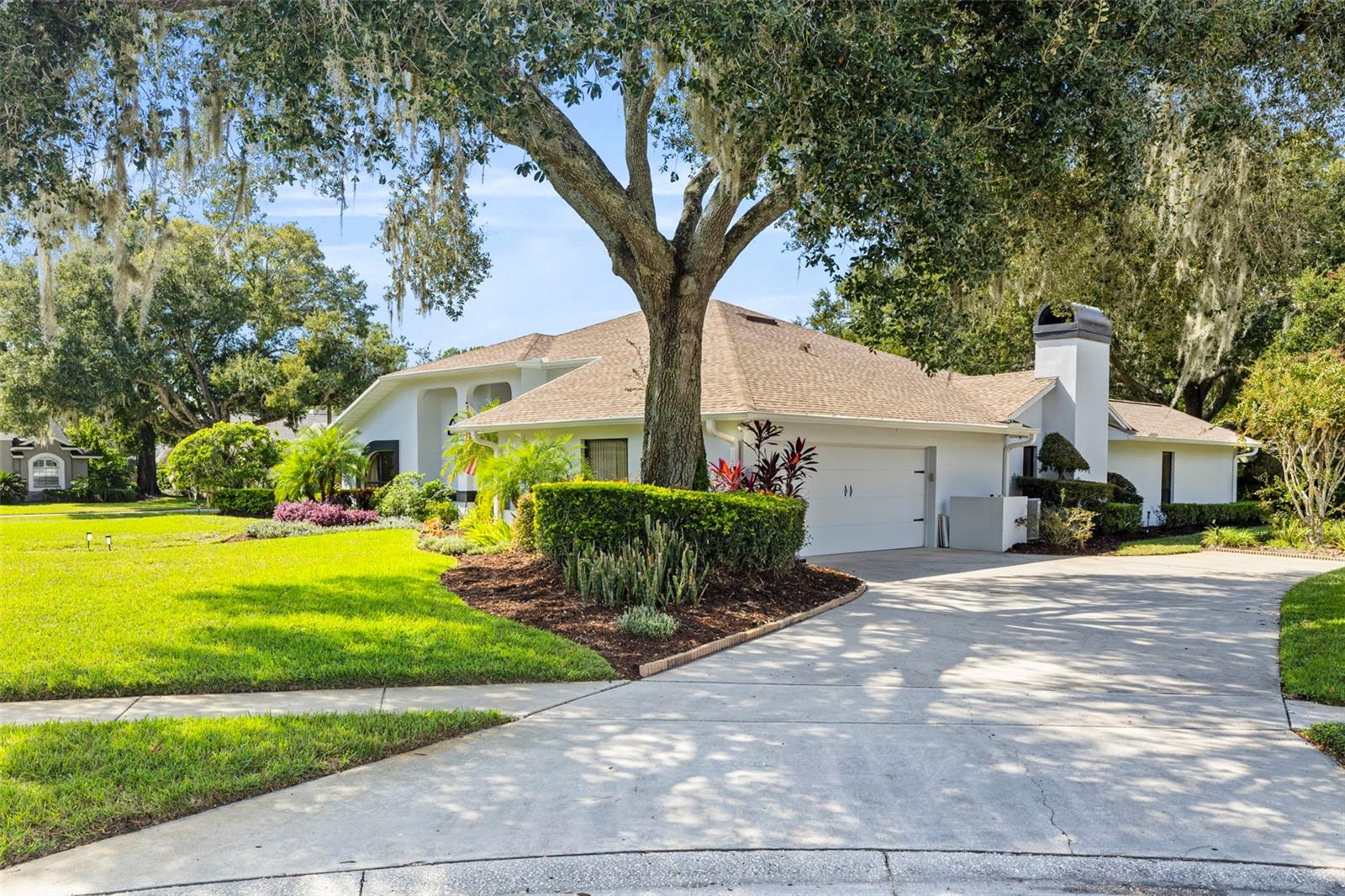 THE MANORS AT CRYSTAL LAKES - Residential