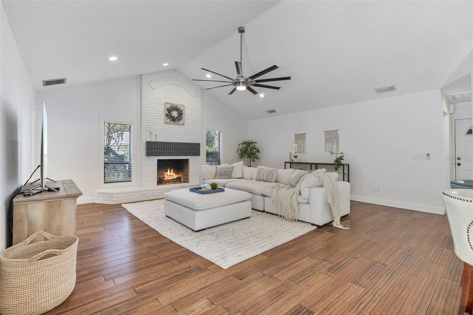 THE MANORS AT CRYSTAL LAKES - Residential