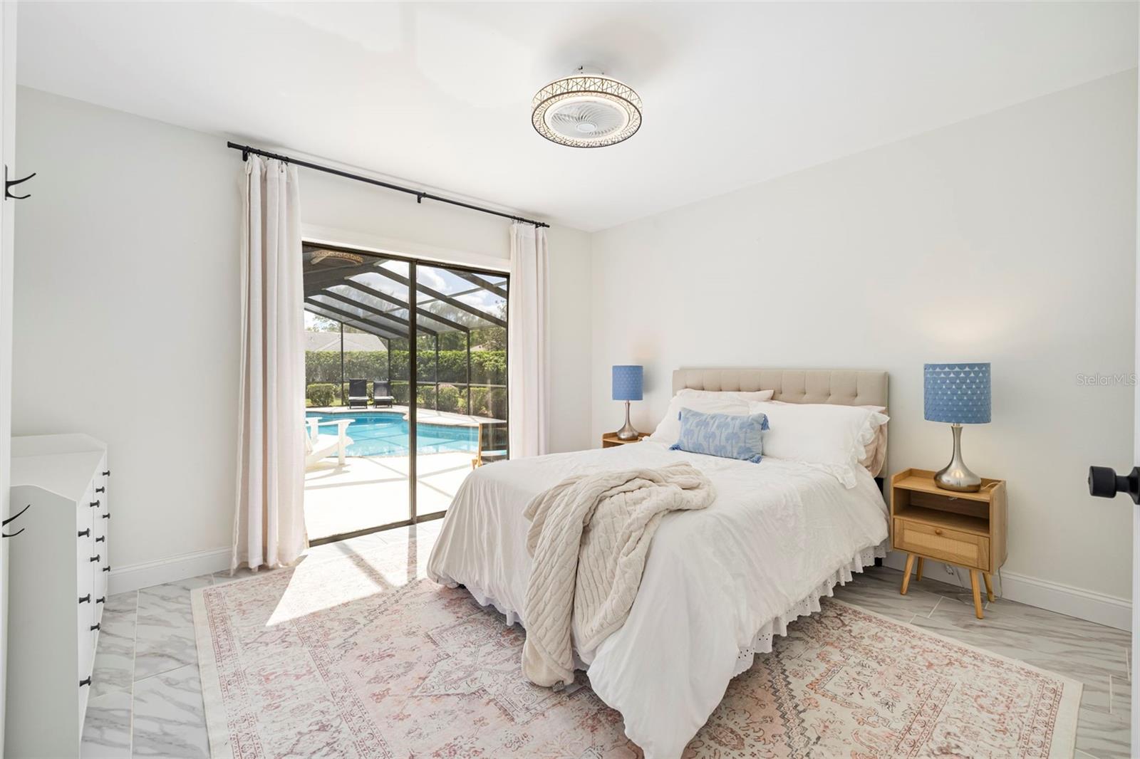 THE MANORS AT CRYSTAL LAKES - Residential