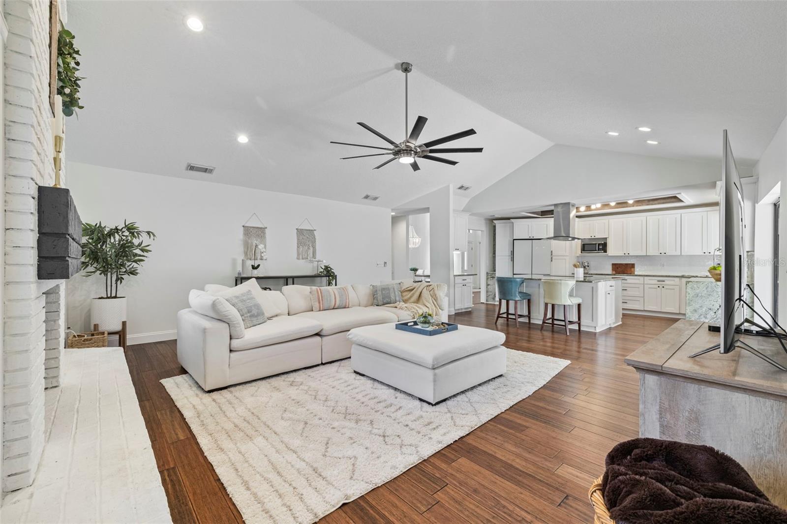 18102 FAIRPOINT PLACE
