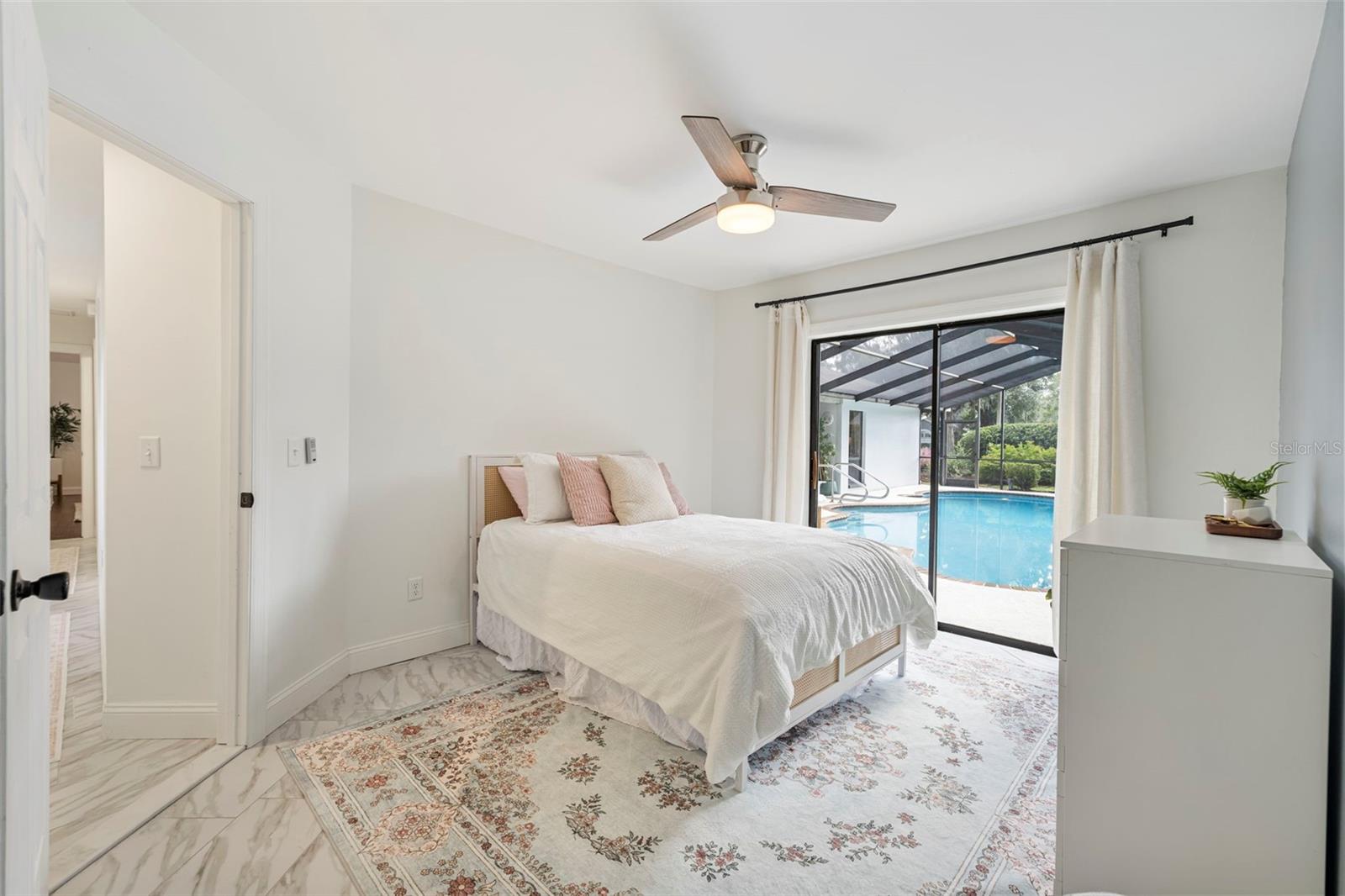 THE MANORS AT CRYSTAL LAKES - Residential