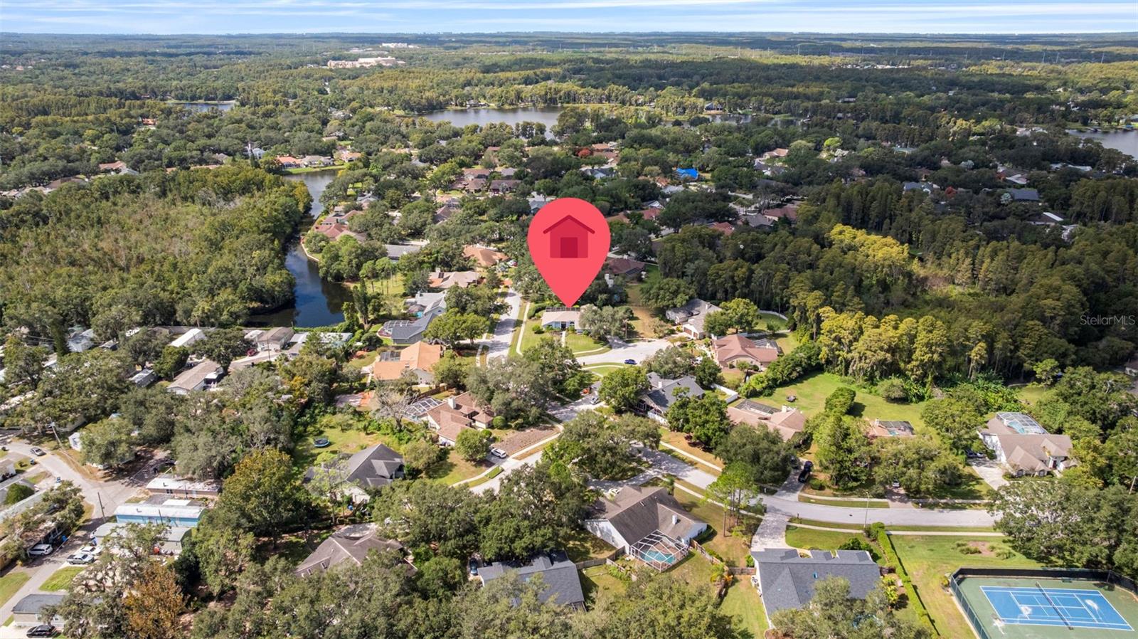 THE MANORS AT CRYSTAL LAKES - Residential