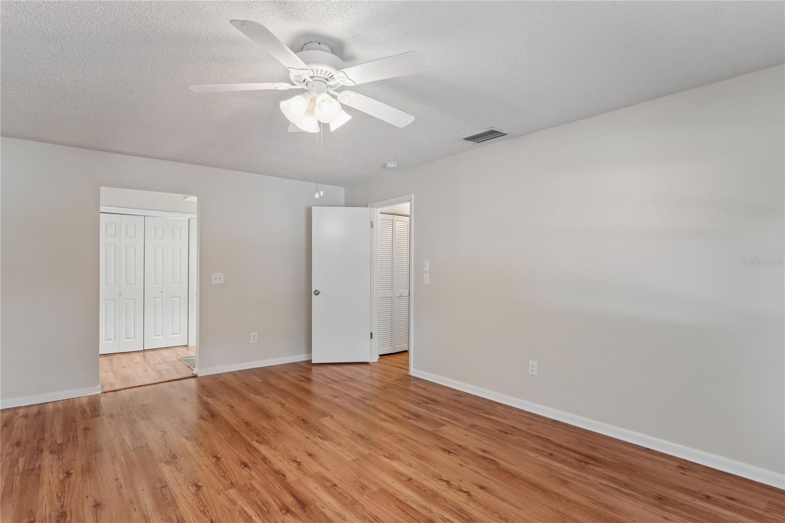 BRANDON COUNTRY ESTATES UNIT N - Residential