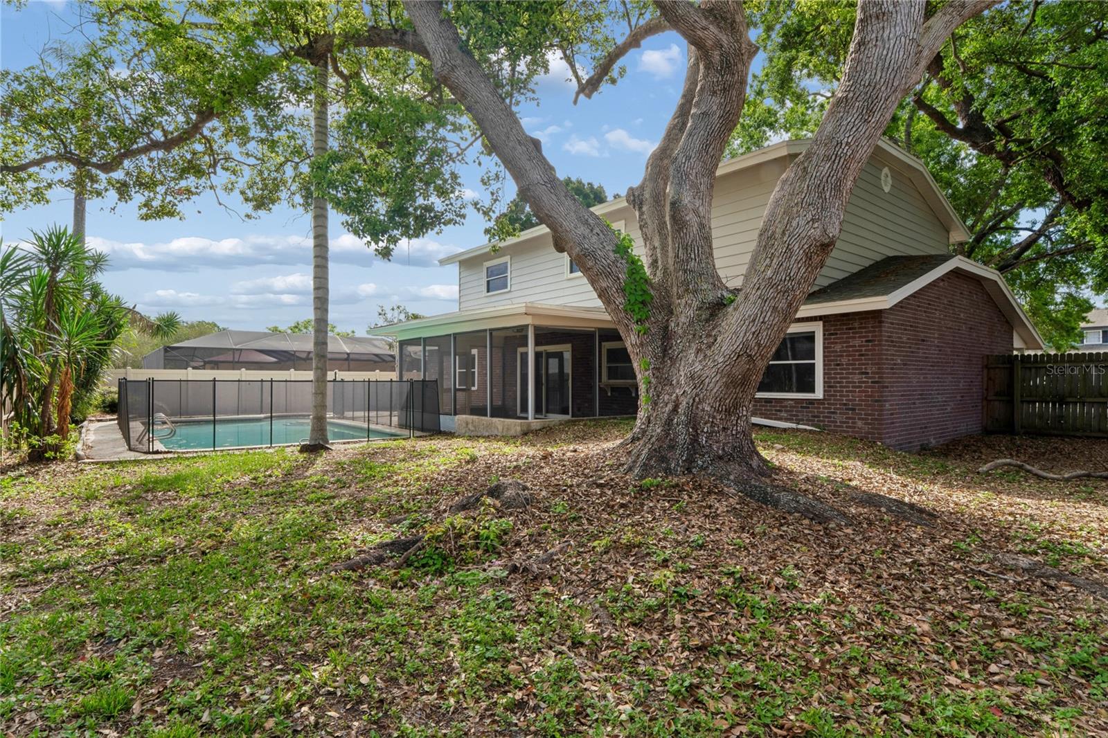 BRANDON COUNTRY ESTATES UNIT N - Residential