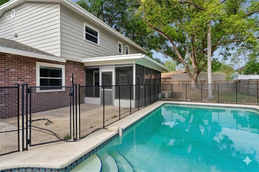 Photo of 1907 Rambling Lane, Brandon, FL 33510 (MLS # TB8491986)