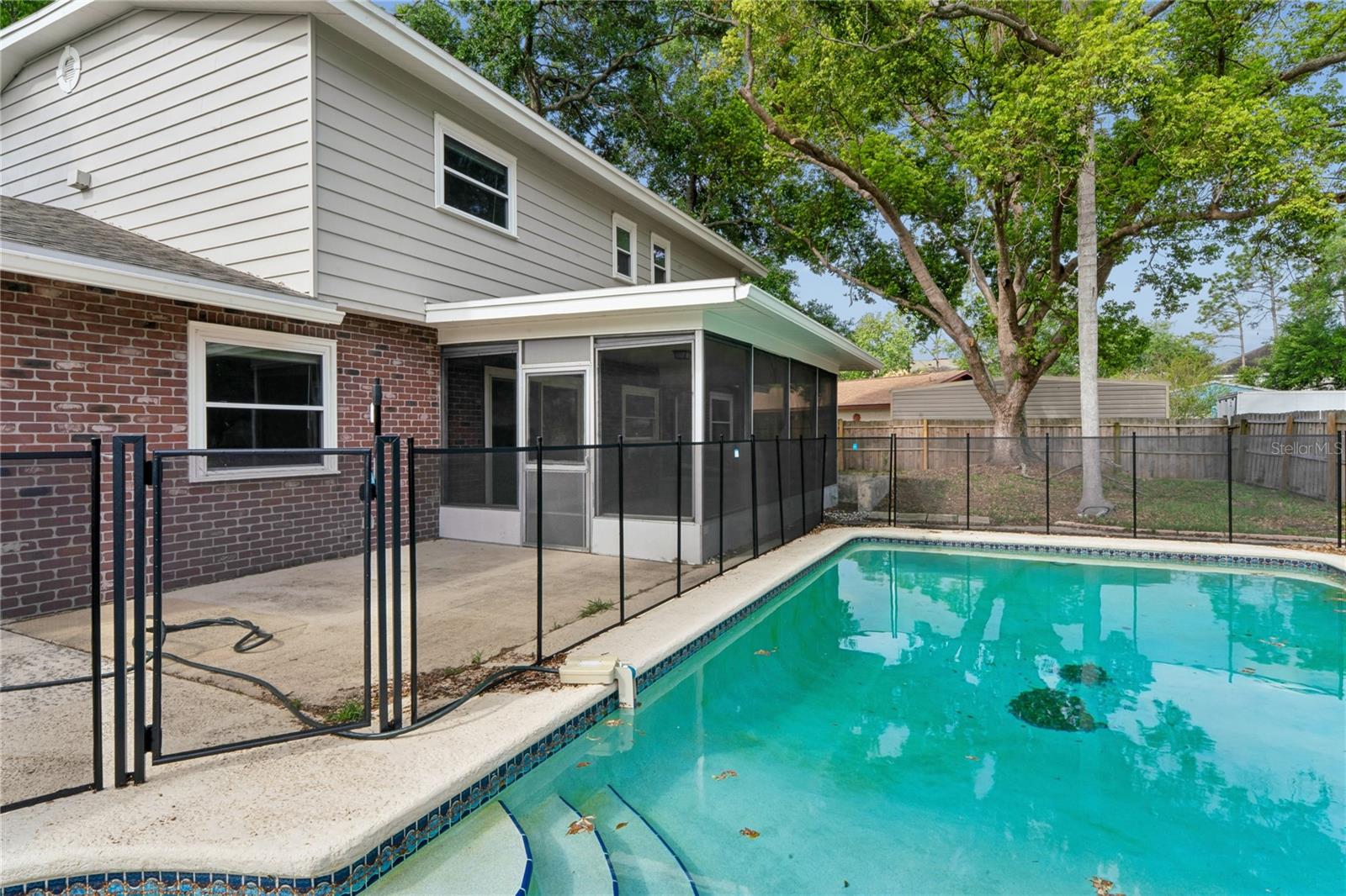 BRANDON COUNTRY ESTATES UNIT N - Residential