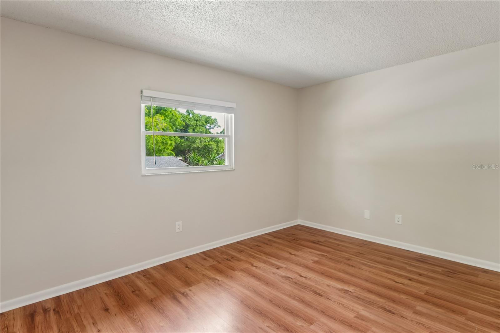 BRANDON COUNTRY ESTATES UNIT N - Residential