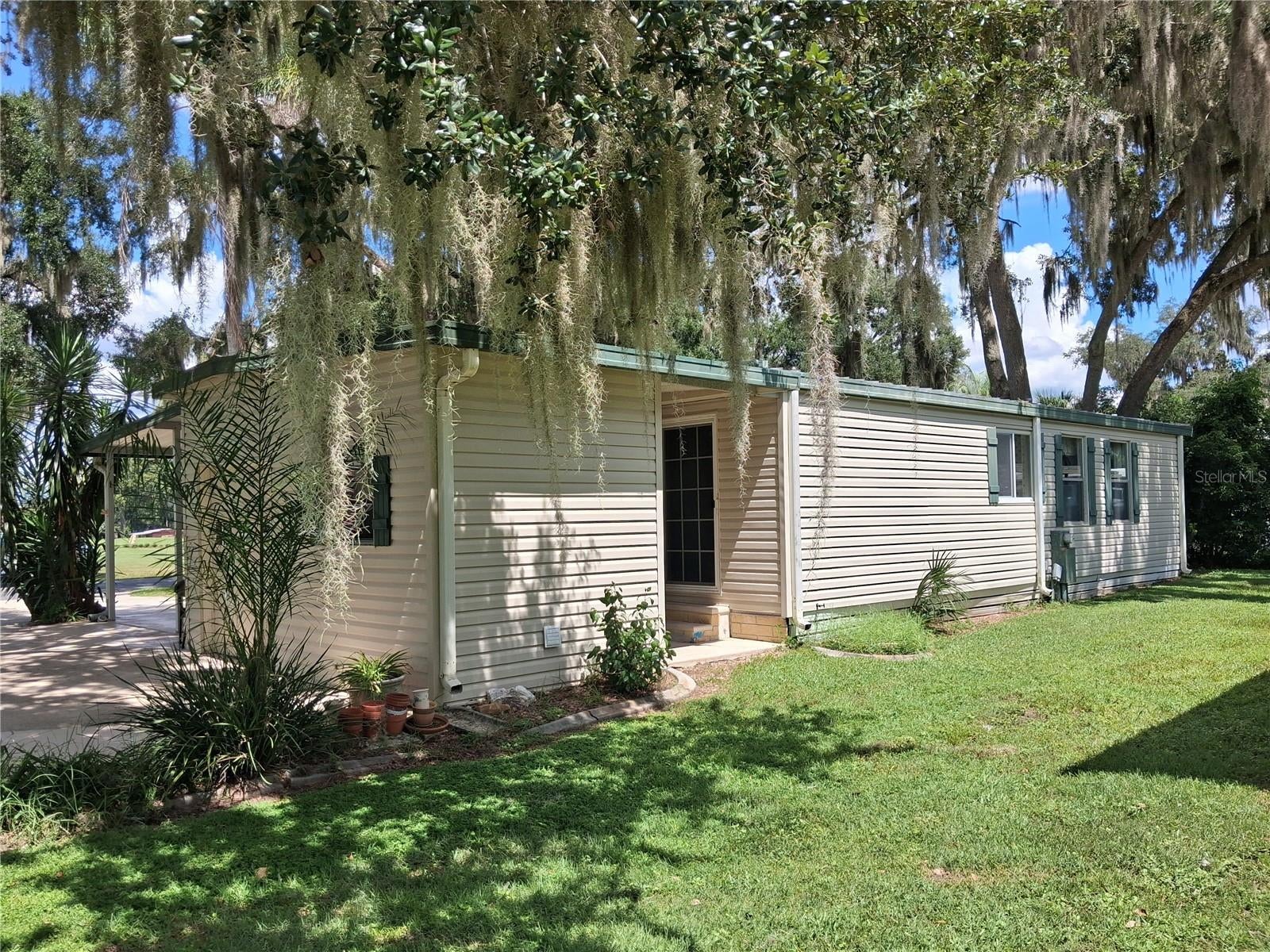 38 N BOBWHITE ROAD